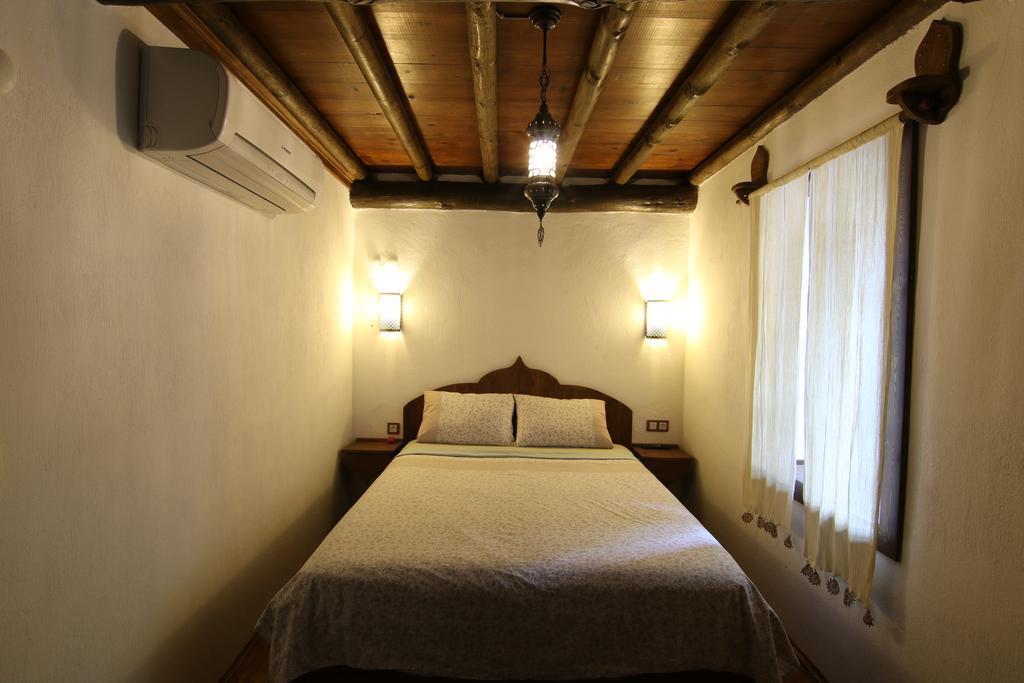 Yeni Gelin Evi Apartment Birgi Exterior foto